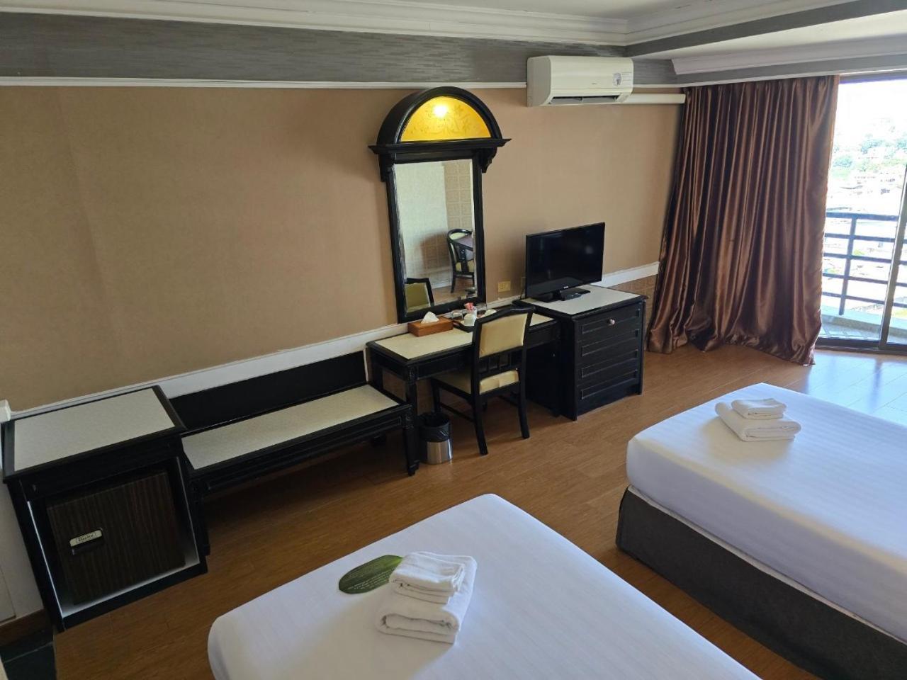 Hotel First Pacific Cirrus Pattaya Exteriér fotografie