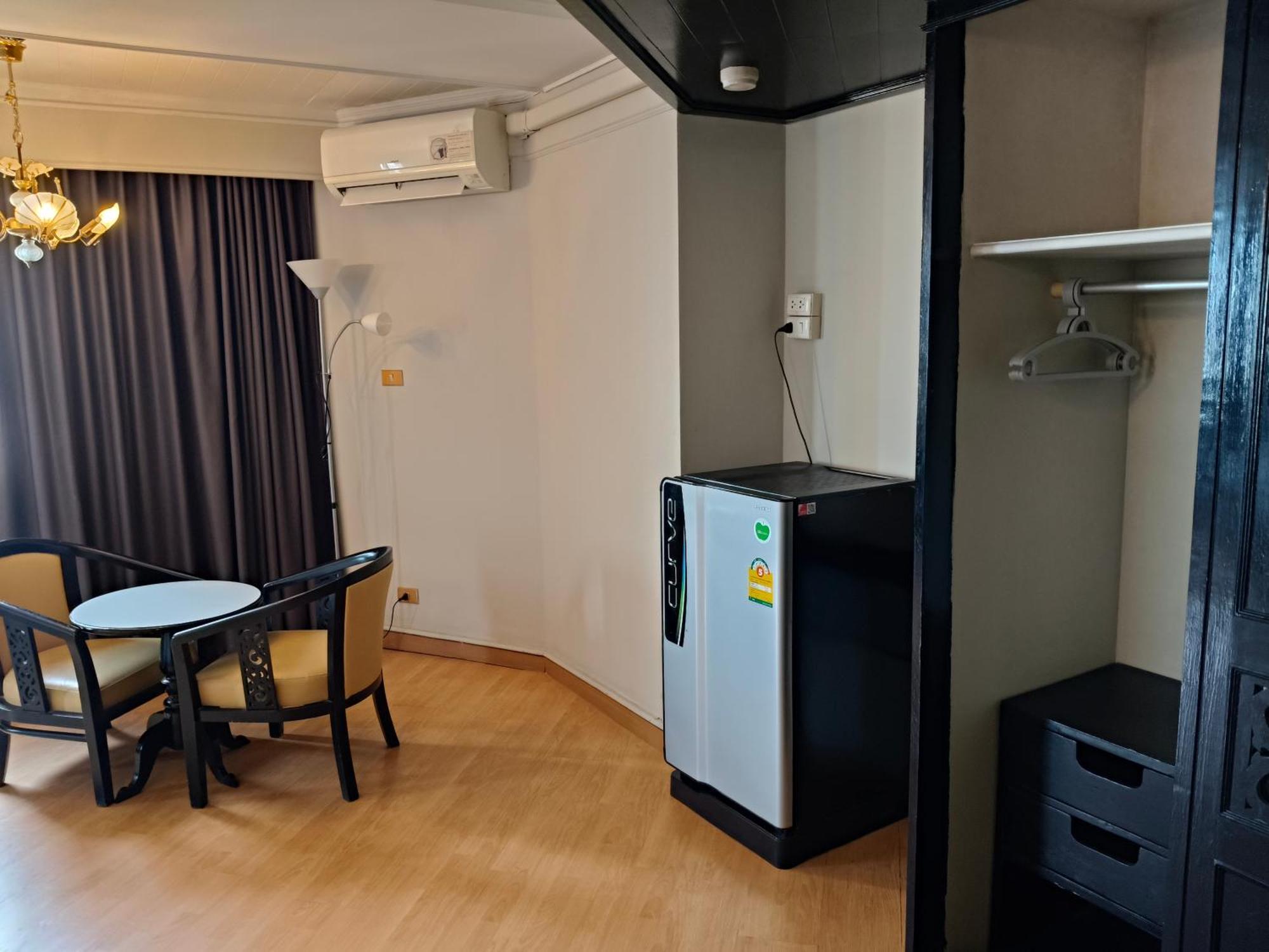 Hotel First Pacific Cirrus Pattaya Pokoj fotografie