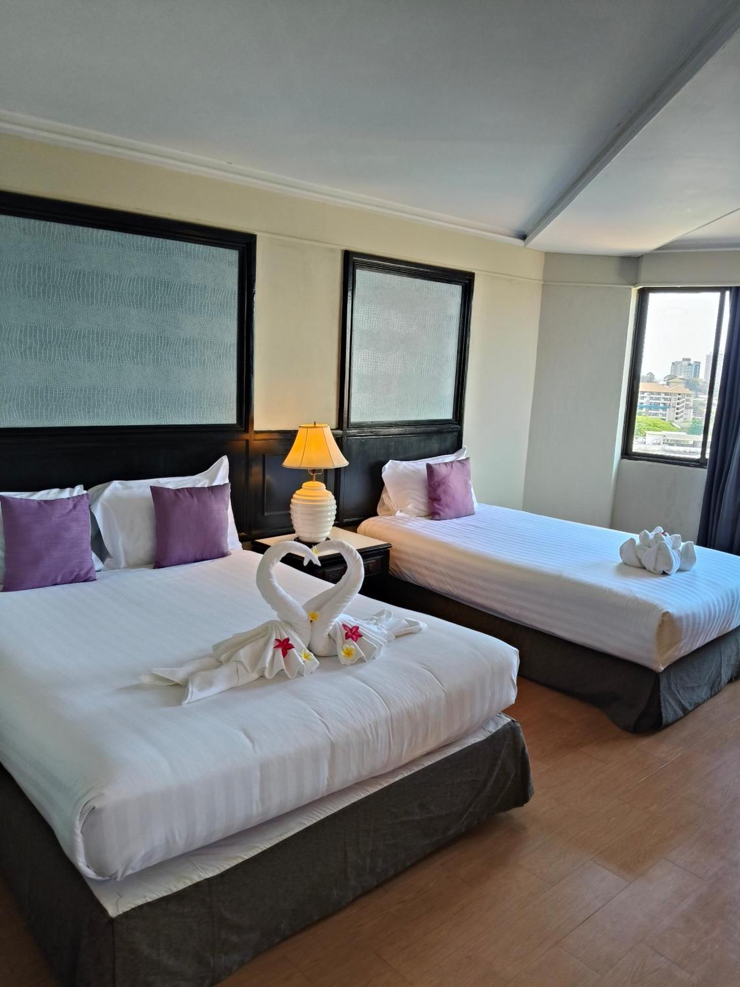 Hotel First Pacific Cirrus Pattaya Exteriér fotografie