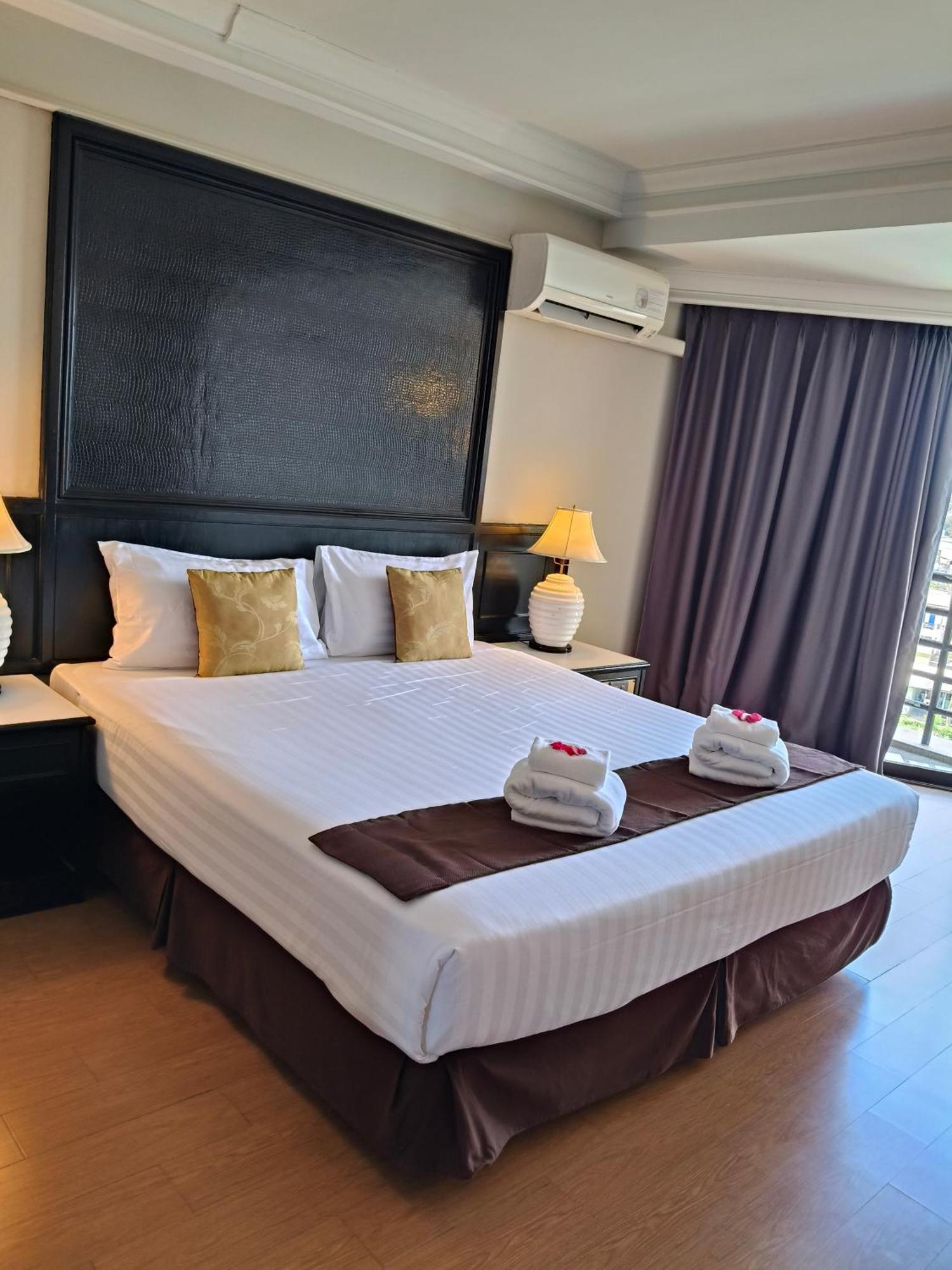 Hotel First Pacific Cirrus Pattaya Exteriér fotografie